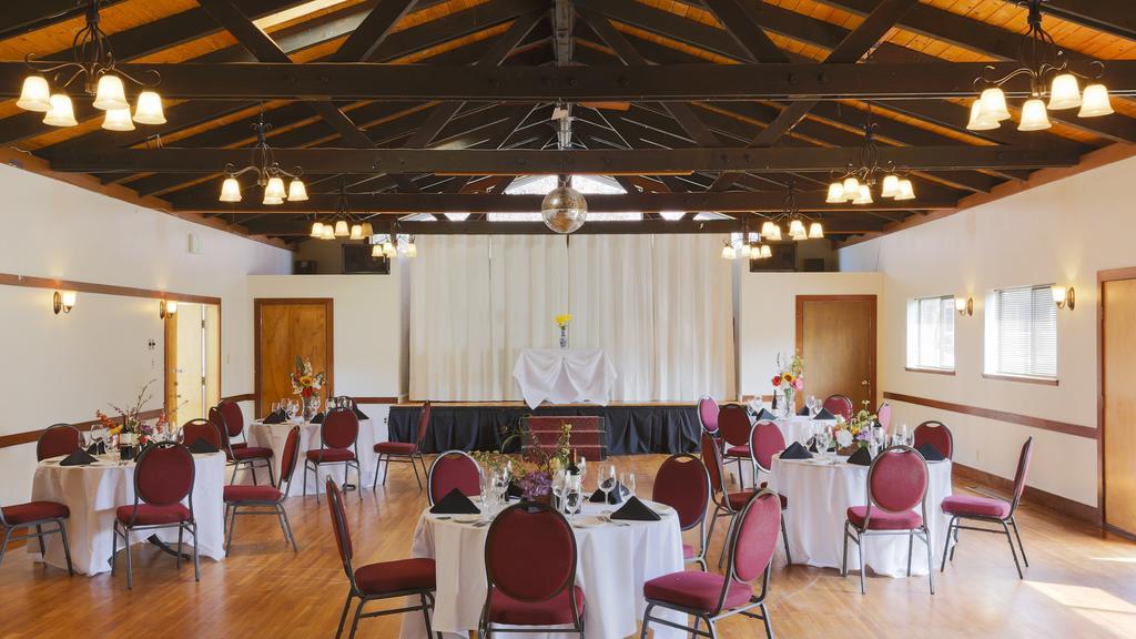 Benbow Historic Inn Garberville Bagian luar foto