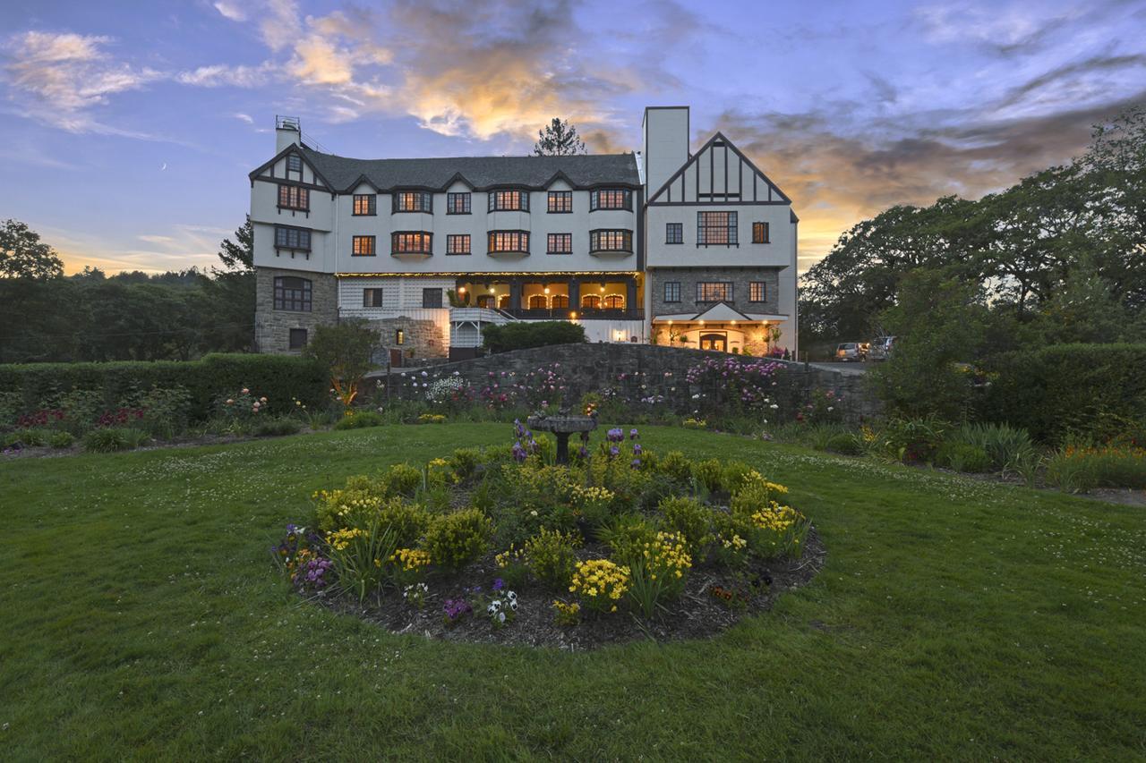 Benbow Historic Inn Garberville Bagian luar foto
